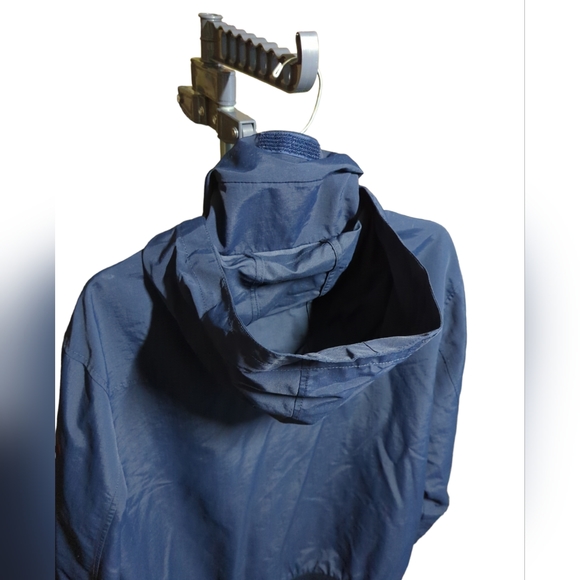 Tommy Hilfiger mens hooded windbreaker NWOT - Picture 7 of 10